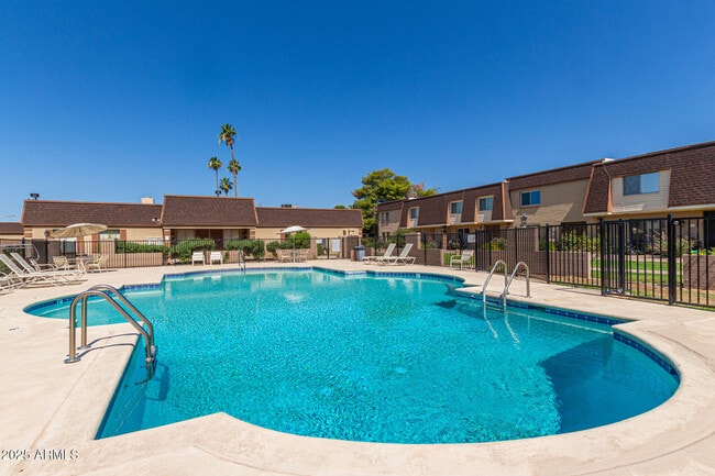 Building Photo - 5121 N Granite Reef Rd