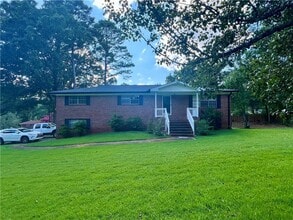 Building Photo - 6695 Courtney Dr