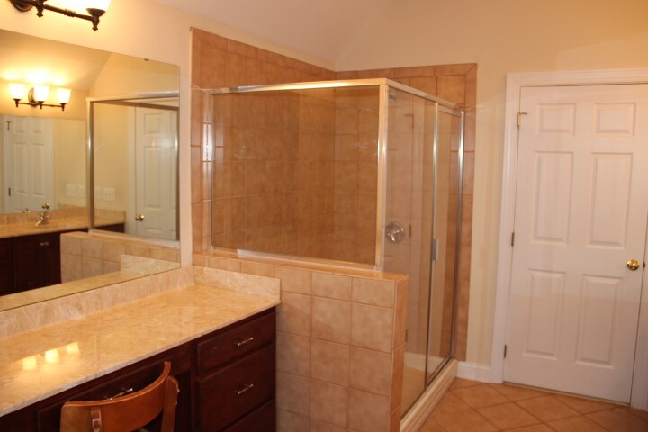 Building Photo - 5009 Groves Edge Ln