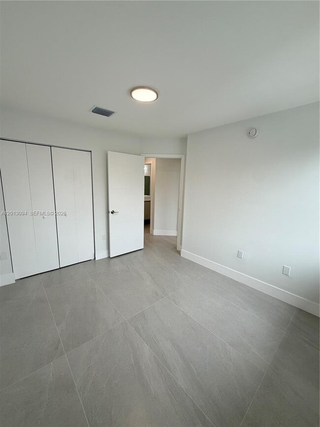 Building Photo - 4708 NW 114th Ave