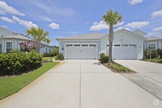 Building Photo - "Charming 2-Bedroom Retreat with 2 Baths a...