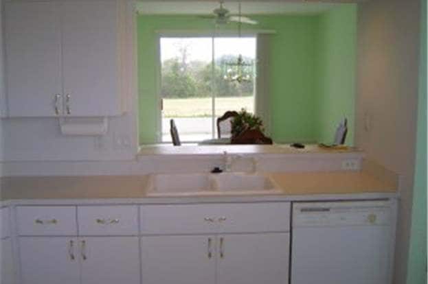 Building Photo - 5316 Sir Churchill Dr