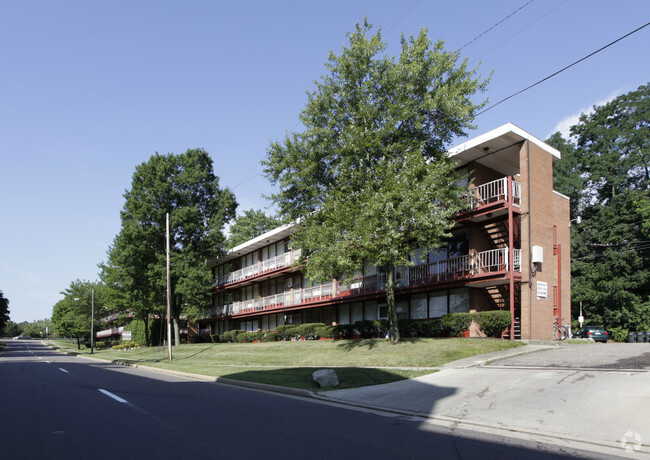 Building Photo - Riverview Apartments