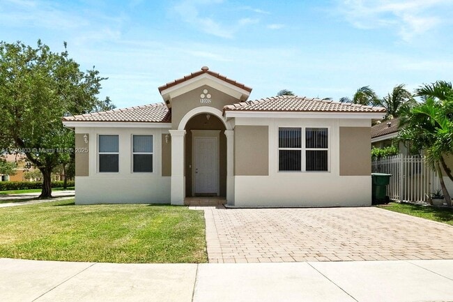 Primary Photo - 10902 SW 242nd St