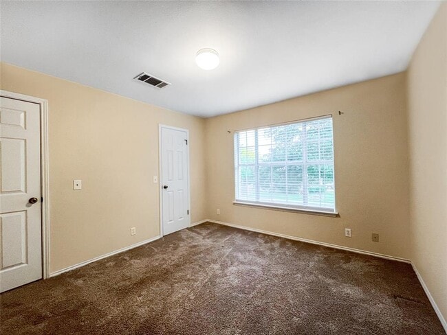 Building Photo - 1512 Suzi Ln