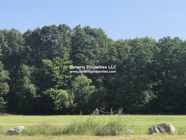 Building Photo - 361 Hildreth St