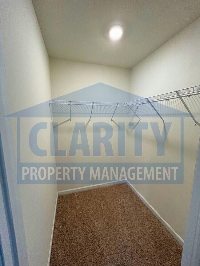 Building Photo - Beautiful 3 bedroom home in new North Cleveland neighborhood!