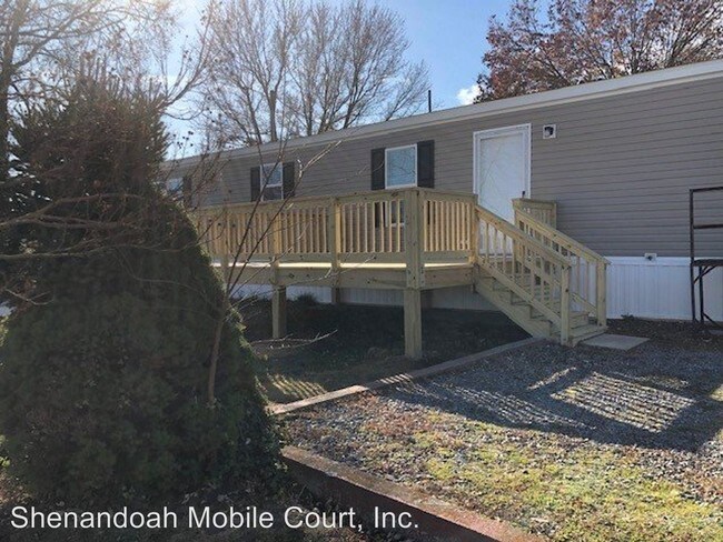 Building Photo - 1405 Front Royal Pike