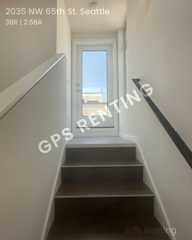 Building Photo - 2035 NW 65th St