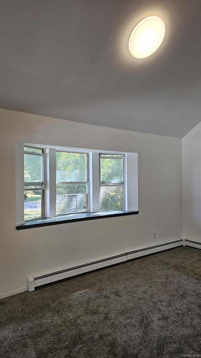 Building Photo - 81 Parkwood Dr