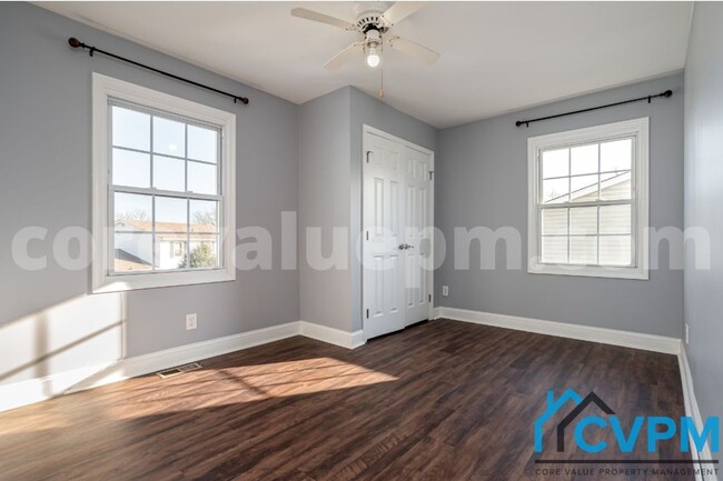 Building Photo - 7805 Citadel Dr