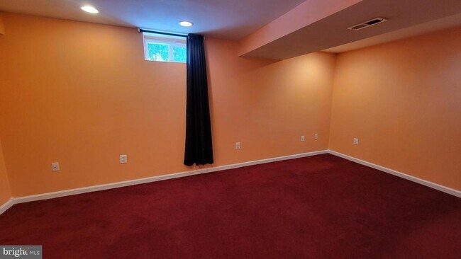 Building Photo - 12132 Tango Ln