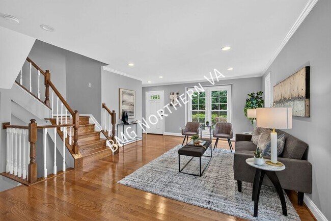 Building Photo - 43790 Laburnum Square