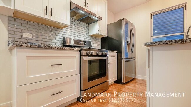 Building Photo - 2038 W 21st St