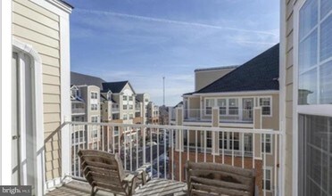 Building Photo - 2700 Bellforest Ct