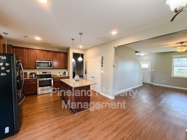 Building Photo - 268 Chatfield Dr.
