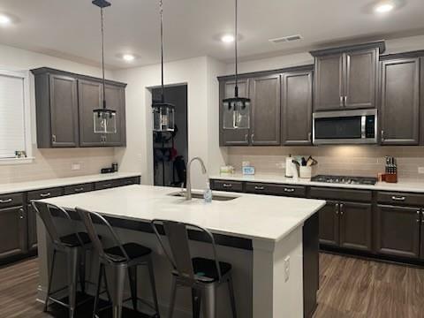 Building Photo - 112 Blue Iris Ct