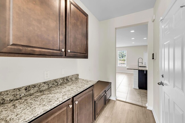 Building Photo - 316 Beachgrass Ln