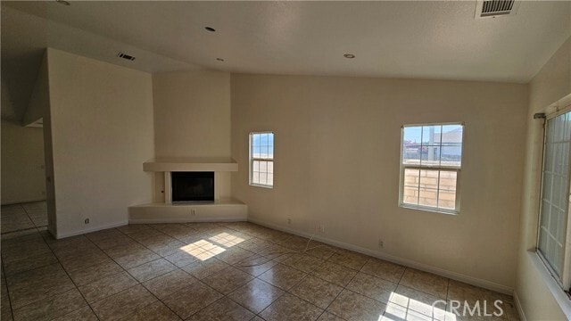 Building Photo - 911 W Hill Dr