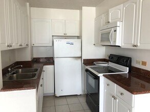 Building Photo - Great Salt Lake Location! 2/2 with 2 parki...