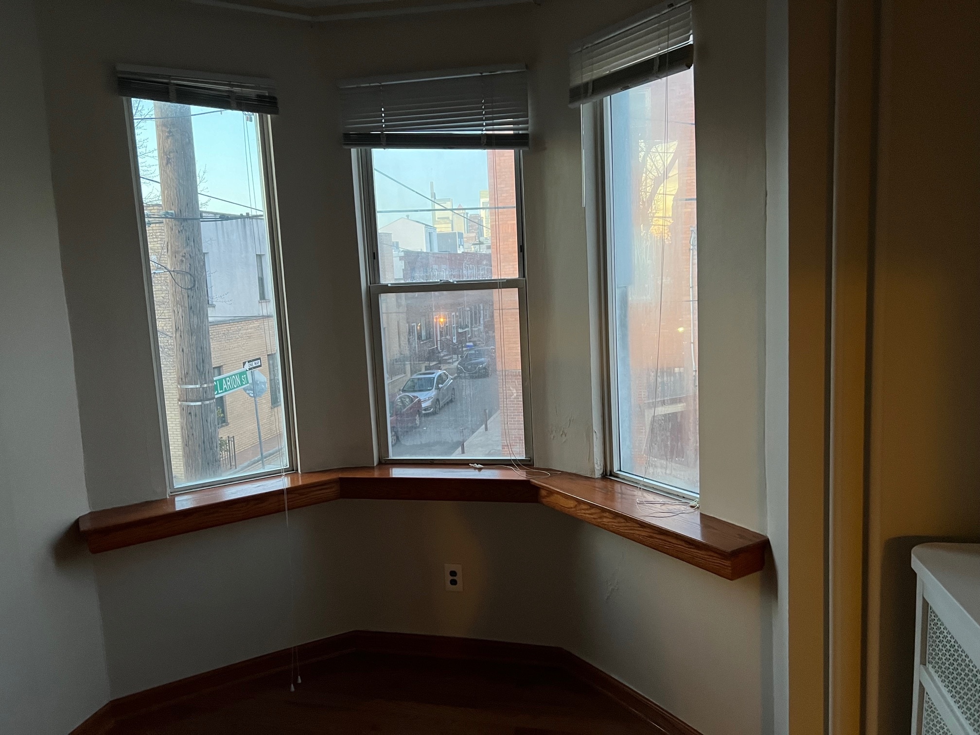 Building Photo - 1306 Tasker St