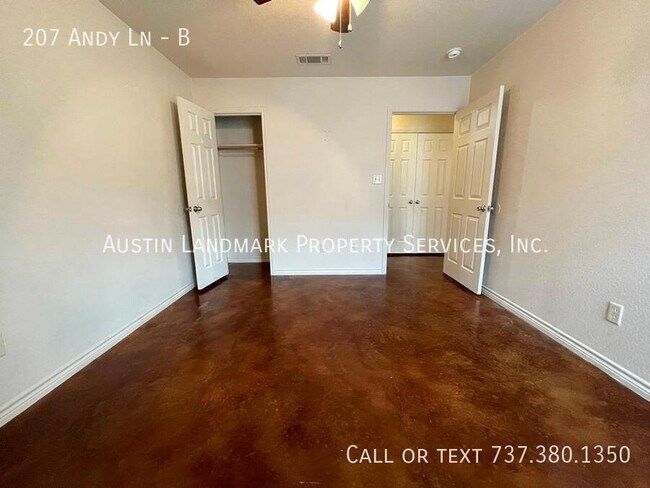 Building Photo - 207 Andy Ln
