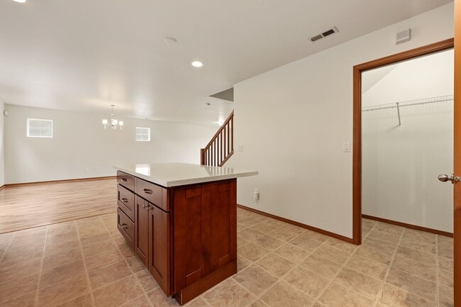 Building Photo - 3 bed 2.5 bath updated home in Tumwater School District - 2300 sq.ft. - fenced back yard.