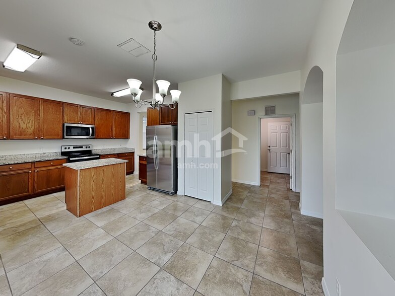 Building Photo - 14513 Kaiser Ct