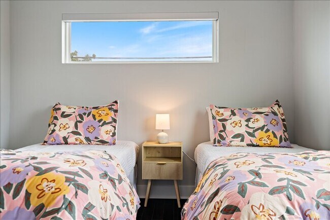 Building Photo - 6301 Santos St