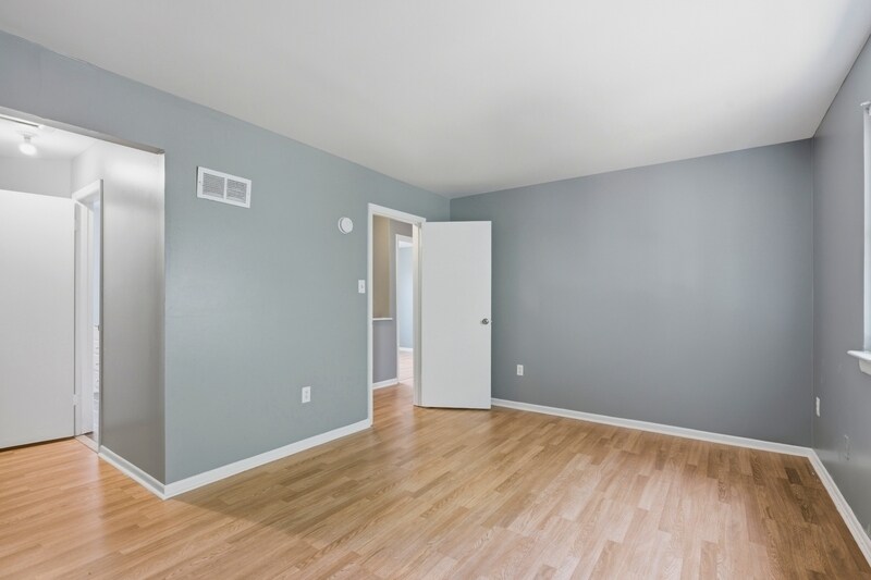 Building Photo - 272 Ternwing Dr