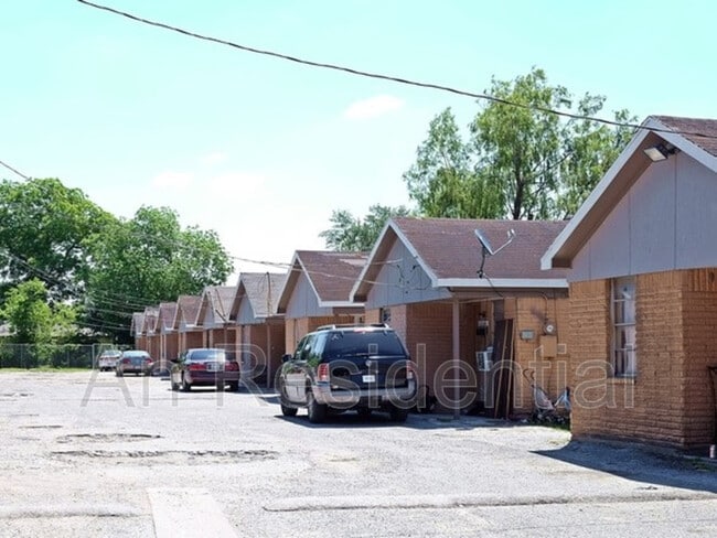 Building Photo - 3822 Dabney St