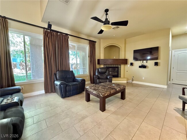 Building Photo - 5524 Ivy Side Ave