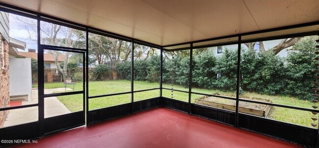 Building Photo - 25 Versaggi Dr