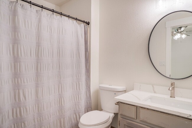 Building Photo - "Charming Newly Remodeled 4-Bed Oasis Touches in St. George – 1528 Sq Ft of Comfort!"