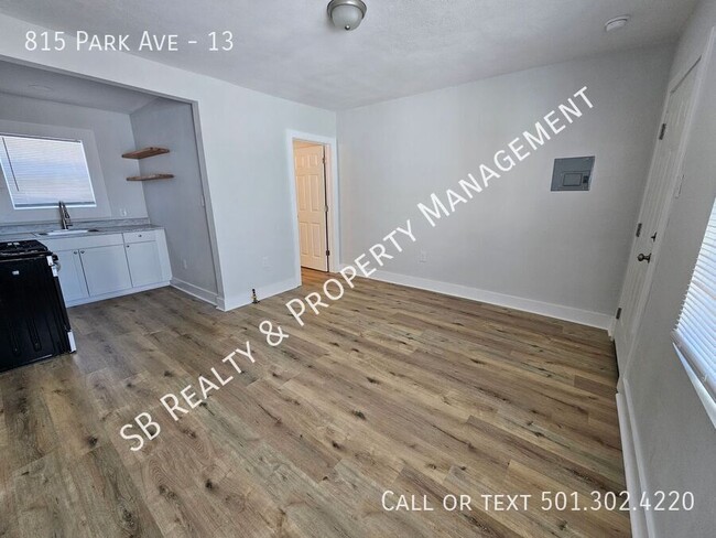 Building Photo - Cozy & Affordable 1-Bedroom Apartment in H...