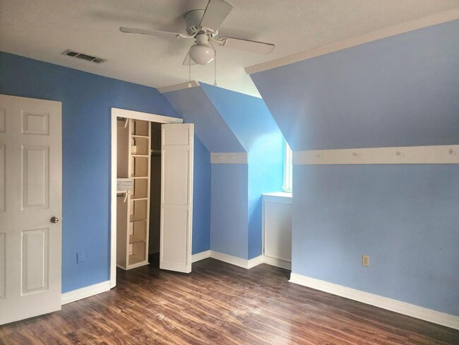 Building Photo - 1618 Pear Orchard Pl