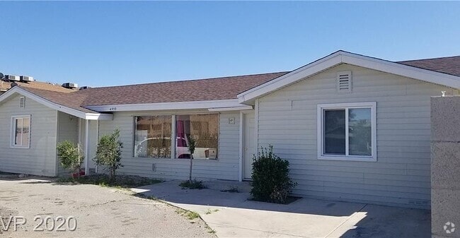 Building Photo - 4959 E Owens Ave