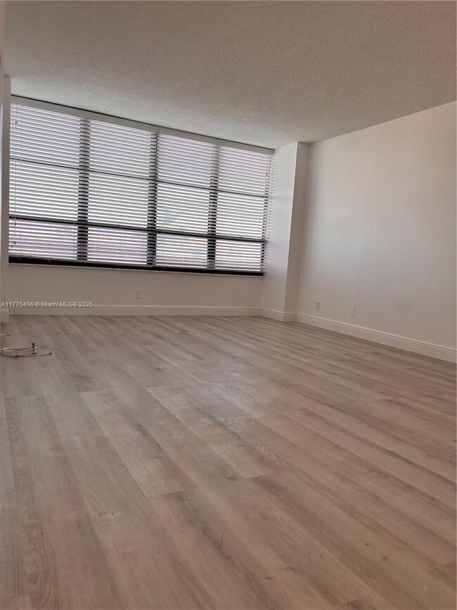 Building Photo - 600 Three Islands Boulevard