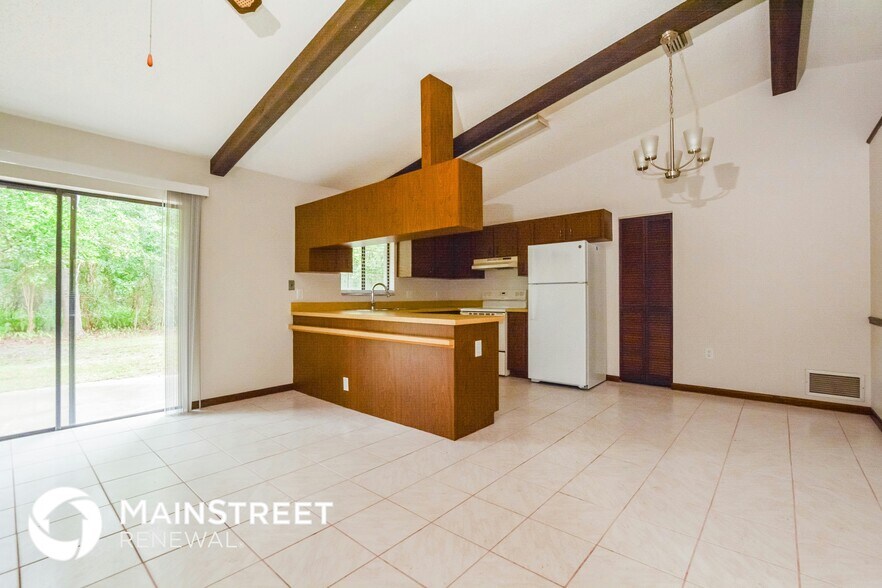 Building Photo - 4020 Park Ave