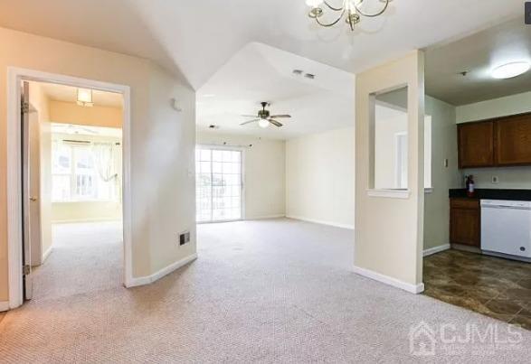 Building Photo - 1335 Waterford Dr