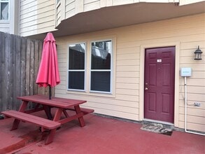 Building Photo - 4110 Woodhead St