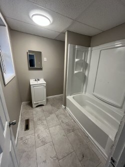 Building Photo - 820 1st St