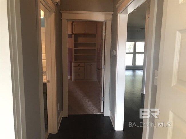 Building Photo - 30220 Persimmon Dr