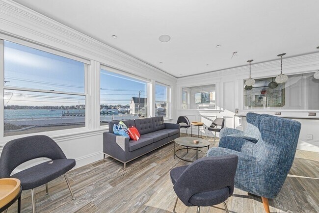 Building Photo - 600 Shirley St