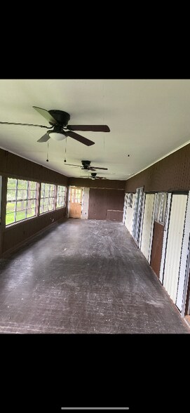 Building Photo - 290 Hillard Rd