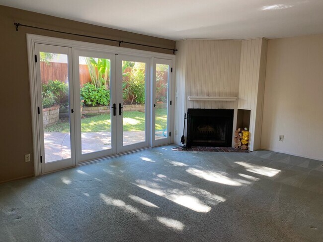 Building Photo - 1431 Whitehall Pl