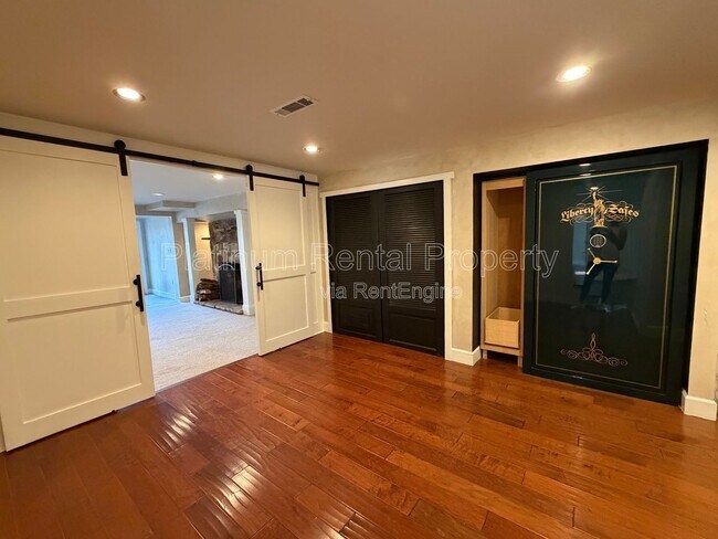 Building Photo - 835 Timber Lake Trail