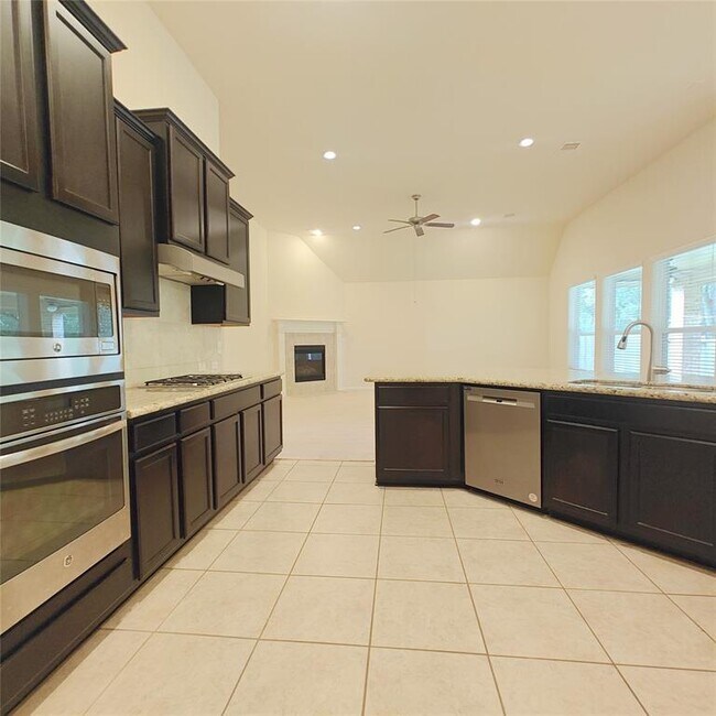 Building Photo - 8922 Covington Estates Cir