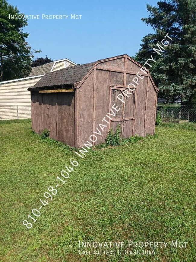 Building Photo - Beautiful 3 bedroom, 1 bath, desirable are...