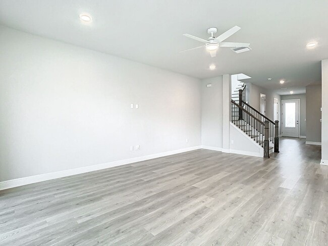 Building Photo - Wesley Chapel, Florida Executive home